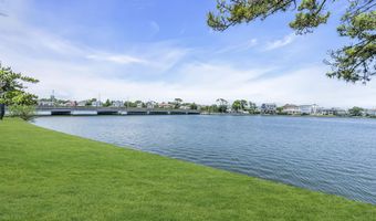304 Deal Lake Dr 34, Asbury Park, NJ 07712