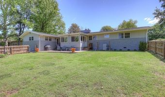 2321 Cherokee Ave, Baxter Springs, KS 66713