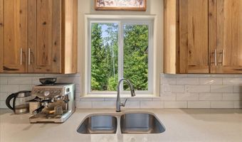 12671 E Trout Pond Rd, Athol, ID 83801
