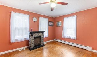 218 Breezy Hill Rd, Barton, VT 05822