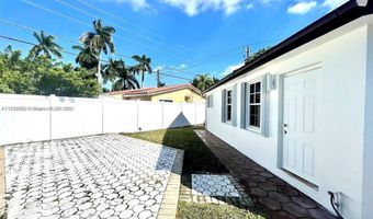 919 NE 2nd Ct, Hallandale Beach, FL 33009