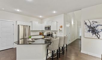 3903 SW Peachwood Dr, Bentonville, AR 72713