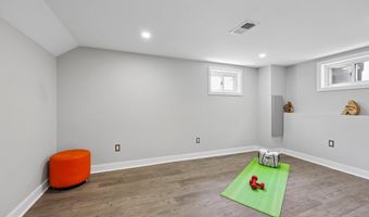 3607 25TH St S, Arlington, VA 22206