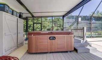15409 Sequoia Ave, Biloxi, MS 39532