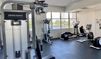 18071 Biscayne Blvd 704, Aventura, FL 33160