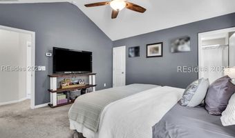 4 Swamp White Oak Dr, Bluffton, SC 29910