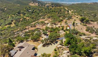 23315 Old Wagon Rd, Escondido, CA 92027