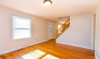 46 Bliss St, East Providence, RI 02914