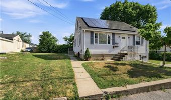 4 Edna St, Johnston, RI 02919