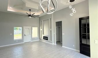 611 Tower Oak Dr, Alamo, TX 78516