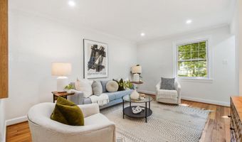 415 17TH St SE, Washington, DC 20003