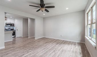 704 N Ray St, Alvarado, TX 76009