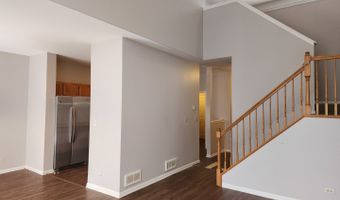 13 Brian Ct, Algonquin, IL 60102