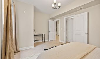 4798 VIRGINIA St, Alexandria, VA 22312