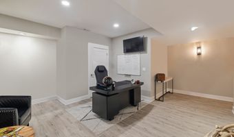 5201 NW 12th St, Ankeny, IA 50023