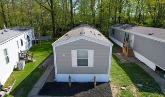 31 Blue Water Dr, Cicero, IN 46034