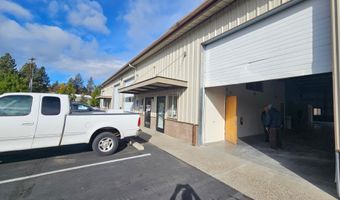 840 SE Woodland Blvd 115, Bend, OR 97702