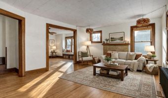 411 E Walker St, Ash Grove, MO 65604