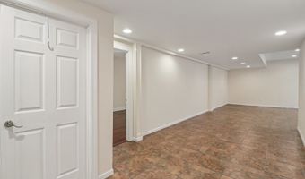 40418 N South Newport Dr, Antioch, IL 60002