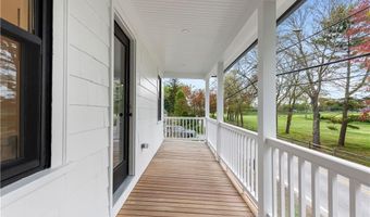 540 Middle Hwy, Barrington, RI 02806
