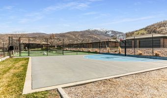 1357 E RIDGEWOOD S, Bountiful, UT 84010
