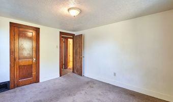 990 Baird St, Akron, OH 44306