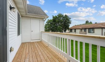 1727 W Hawkes St 8, Arlington Heights, IL 60004