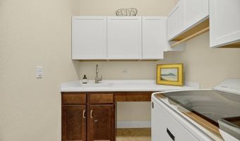 6903 Crestpoint Dr, Apollo Beach, FL 33572