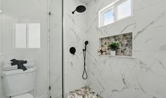 2111 S Bronson Ave, Los Angeles, CA 90018