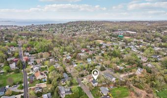 22 Meadowbrook Ave, Atlantic Highlands, NJ 07716