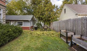 402 E NORTH St, Appleton, WI 54911