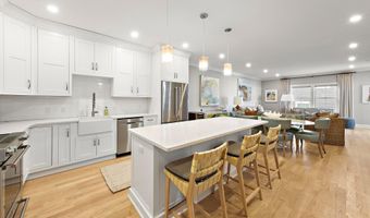 510 N BAY Ave 210, Beach Haven, NJ 08008
