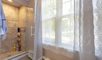 1201 Overlook Dr, Alliance, OH 44601