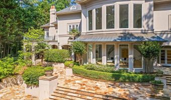 9335 Colonnade Trl, Alpharetta, GA 30022