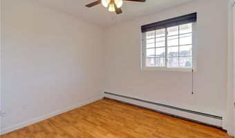 20 Zambarano Ave 202, North Providence, RI 02911