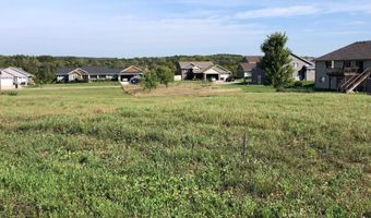 303 Estate Dr, Avon, MN 56310