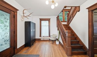121 Dallas St, Adrian, MI 49221