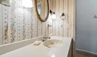 1749 Doresa Pl, Cincinnati, OH 45238