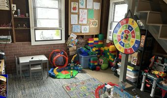 34 Sixth St, Auburn, ME 04210