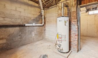 416 Allis St, Adrian, MI 49221