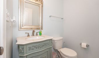1661 Devonshire Ave, Avon, IN 46123