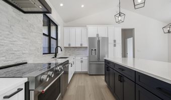 605 Rosewood Dr, Bellevue, ID 83313