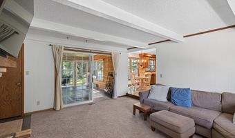 8906 138th Street Ct, Apple Valley, MN 55124