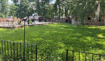 1721 Arcadian St, Savannah, GA 31405