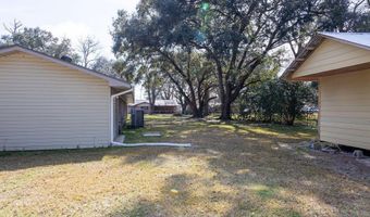 1058 S Berwick Ave, Basile, LA 70515