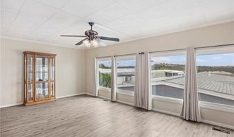 127 Brookside Ln, Oceanside, CA 92056