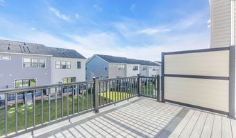 6 Augustus Dr, Middletown, NJ 07748