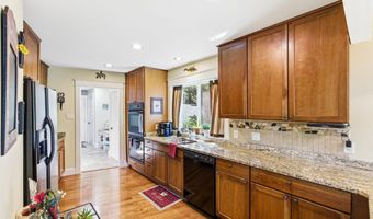 167 WILLIAMS Ln, Basye, VA 22810
