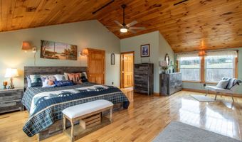 324 Lakeshore Dr, Brighton, VT 05846