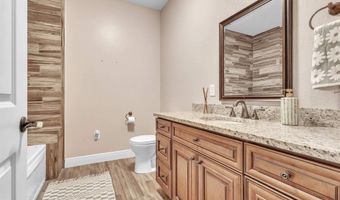 5406 Steele Rd, Baker, FL 32531